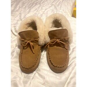 Lands End  Suede Moccasin  Slippers Size 10